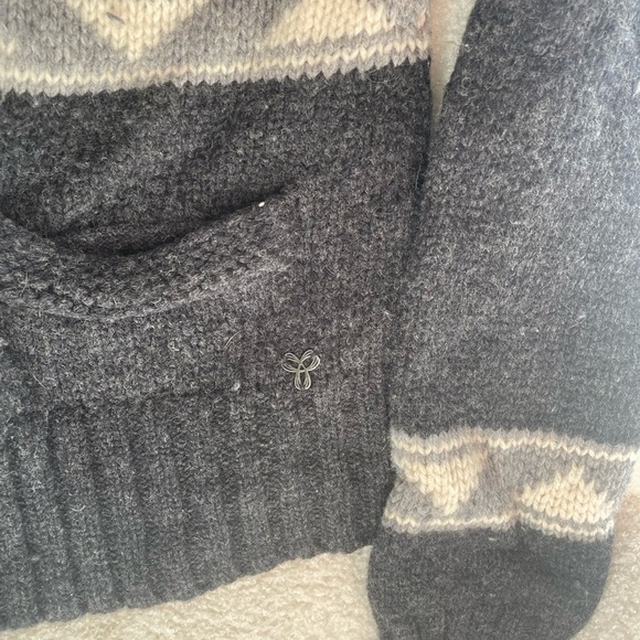 TNA Sea to Sky lambswool cardigan sweater NWOT size MEDIUM - Picture 4 of 7